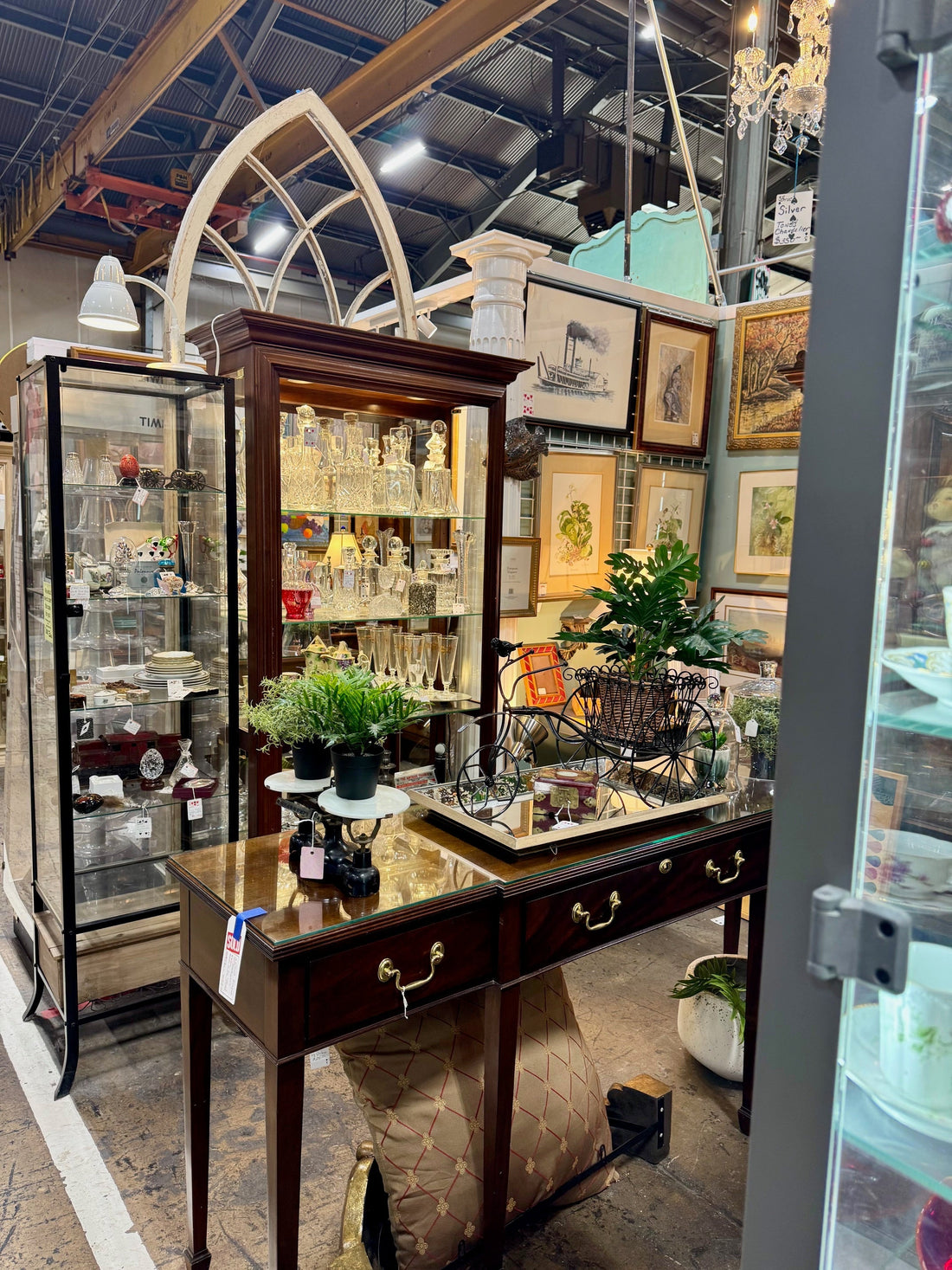 Adorn’s Guide to the Best Thrift & Antique Shops in Columbia and Lexington