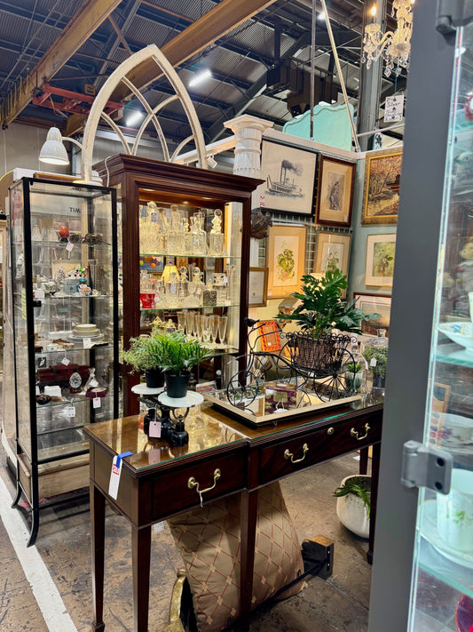 Adorn’s Guide to the Best Thrift & Antique Shops in Columbia and Lexington